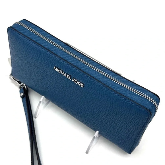 Michael Kors Large Continental Wallet Wristlet Teal (NWT) - Picture 6 of 9